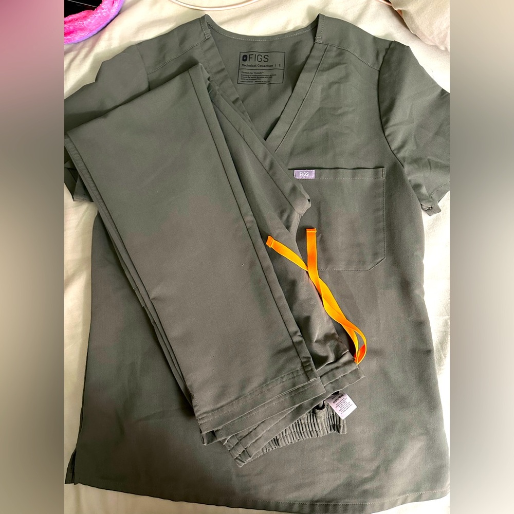 Figs uniform Catrina top small, yola small petite